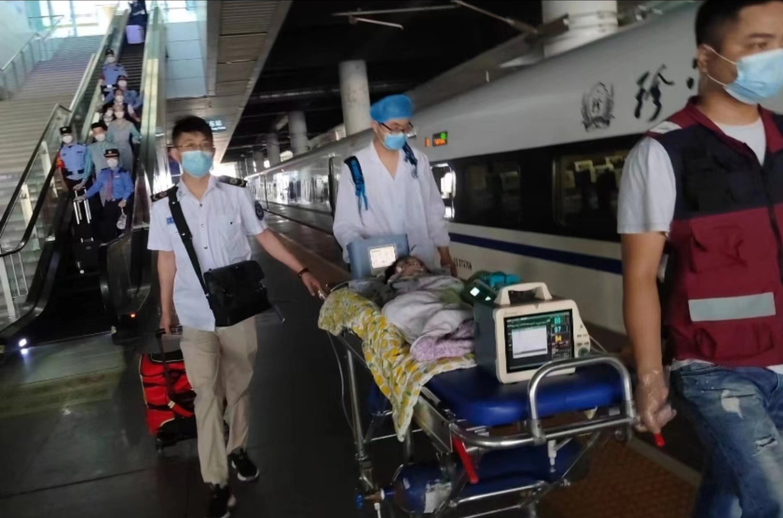 罗平县高铁转运公司